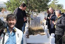 Depremde yaşamını yitiren DHA muhabiri Sebahattin Yılmaz, mezarı başında andı