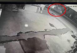 Otomobil ile çarpışan midibüs devrildi: 1’i ağır 8 yaralı