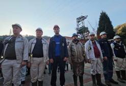 Madencilerden Ata'ya saygı