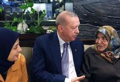 Cumhurbaşkanı Erdoğan, kafede vatandaşlarla bir araya geldi
