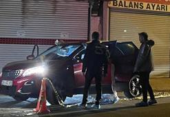 Büyükçekmece'de otomobildeki tartışma kanlı bitti: 2 ölü, 1 ağır yaralı