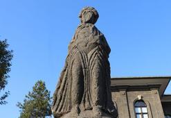 Diyarbakır Müzesi’nde restorasyonu tamamlanan 350 eser, ziyarete açıldı