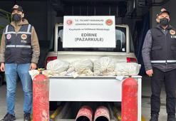 Pazarkule Sınır Kapısı'nda otomobilin LPG tanklarında 19 kilo 692 gram esrar ele geçirildi