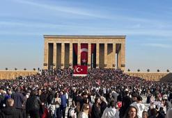 10 Kasım'da Anıtkabir'i 1 milyon 219 bin kişi ziyaret etti