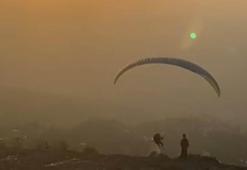 Yamaç paraşütçüsü kalkış sırasında kaza geçirdi