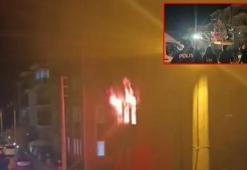 Kütahya'da 4 katlı apartmanda çıkan yangında mahsur kalan 1'i bebek 5 kişi kurtarıldı