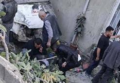 Denizli'de kamyonet evin bahçesine uçtu; 1 ölü, 3 yaralı