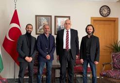 'Le Trio Joubran' müzik grubu, Filistin Ankara Büyükelçisi Jaish'i ziyaret ett