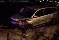 Virajı alamayan otomobil, evin damına düştü: 4 yaralı