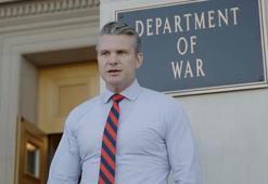Pentagon'da 'Savaş Bakanlığı’ tabelaları asıldı