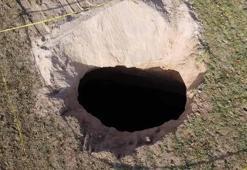 Konya'dan sonra Aksaray'da da obruk oluşmaya başladı: Su çekilince kireç taşlarında çökme oluyor