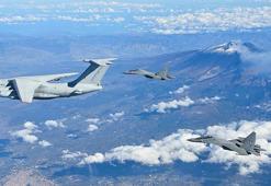 Hindistan'da orduya ait eğitim uçağı düştü