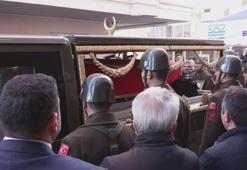 Şehit Gökhan Korkmaz'ın naaşı helallik için evinin önüne getirildi