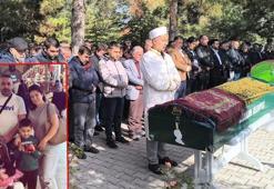 Gıda zehirlenmesi şüphesiyle ölen anne ile 2 çocuğu toprağa verildi