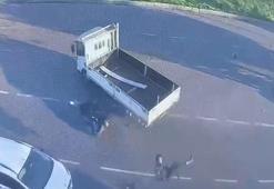 Motosiklet ile kamyonet çarpıştı; 1 yaralı