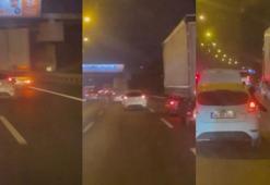 Başakşehir'de tartıştıkları TIR şoförüne sopayla saldırdılar