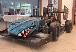 Üniversitelilerin ürettiği elektrikli yarış aracı, 100 kilometreye 3,6 saniyede çıkıyor