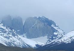 Şili'de doğa yürüyüşü yapan 5 turist fırtına nedeniyle hayatını kaybetti