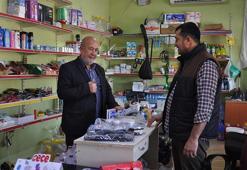 Hayırsever, bakkalın veresiye defterindeki 100 bin TL'lik borcu ödedi
