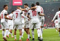 A Milli Futbol Takımı, FIFA sıralamasında bir basamak yükseldi