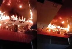 Rize'de 2 katlı evde çıkan yangın söndürüldü