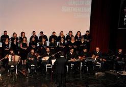 Korodaki öğretmenler türkülerle stres atıyor