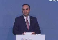 Bakan Kacır: Veri işleme ve depolamada Türkiye'yi bölgesel merkez konumuna taşımayı hedefliyoruz