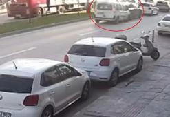 Cipe çarpan hafif ticari aracın sürücüsü yaralandı