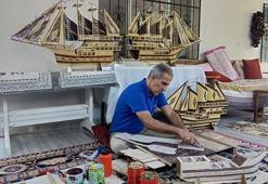 Evinde kurduğu atölyede 32 yıldır gemi maketi yapıyor