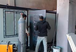 Babalarının isteğiyle, İstanbul'daki konteyner fabrikalarını deprem riski altındaki Bingöl'e taşıdılar