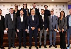 1907 Fenerbahçe Derneği, Fenerbahçe Kadın Voleybol Takımının forma önü sponsoru oldu