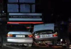 Çorum'da park halindeki vince, peş peşe iki otomobil çarptı: 1 ölü, 1 yaralı