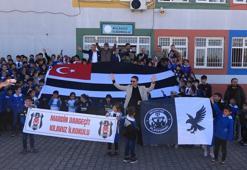 Mardin’de Beşiktaşlı gönüllülerden 'Bu Forma Benden Sana Kardeşim' kampanyası