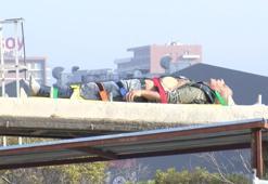 Küçükçekmece'de 18 metre derinlikteki tünelde kaza geçiren işçi vinçle çıkarıldı