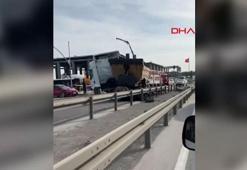 Arnavutköy'de iki kamyon çarpıştı: 2 yaralı