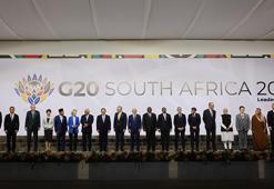 Cumhurbaşkanı Erdoğan, G20 Liderler Zirvesi'nde aile fotoğrafı çekimine katıldı