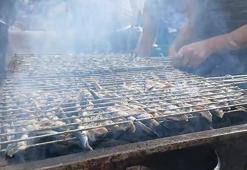 Festivalde 2 bin kişiye balık ekmek dağıtıldı