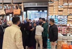 Bursa'da giyim mağazası açılışında izdiham