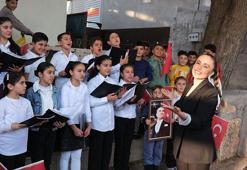 Anadolu'ya operayı sevdiren Ceylan öğretmenden Atatürk'e özel beste