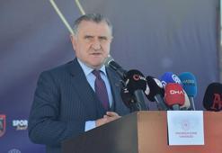 Bakan Bak: Spor yatırımları noktasında çok iyi noktadayız