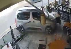 15 yaşındaki sürücü, otomobille restorana daldı; o anlar kamerada