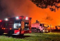 İzmir’de belediyeye ait çöp depolama alanında yangın