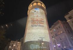 Öğretmenler Günü nedeniyle Galata Kulesi'nde ışık gösterisi
