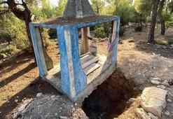 Define avcıları, 300 yıllık mezarı kazarak tahrip etti