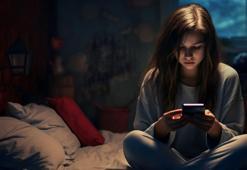 'Gençler sosyal medyada daha bağlı ama daha yalnız'