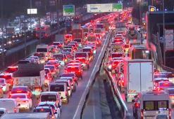 İstanbul'da trafik yoğunluğu yüzde 90'a ulaştı