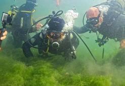 Kocaeli Büyükşehir Belediye Başkanı Büyükakın, İzmit Körfezi’ne dalış gerçekleştirdi