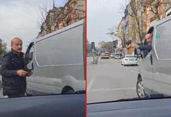 Ümraniye'de yol verme tartışması kamerada