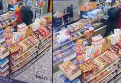Akaryakıt istasyonu çalışanına kafa atıp, yumrukladı; o anlar kamerada
