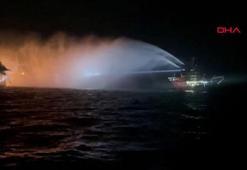 Ulaştırma ve Altyapı Bakanlığı: 'Kairos' isimli gemide devam eden yangına müdahale ediliyor